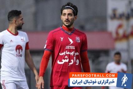 مهرداد بایرامی ، بازیکن سال های پیش تراکتور و فعلی پدیده گفت : پرسپولیس فنی ترین تیم ایران است و شانس اول قهرمانی هم خواهد بود.