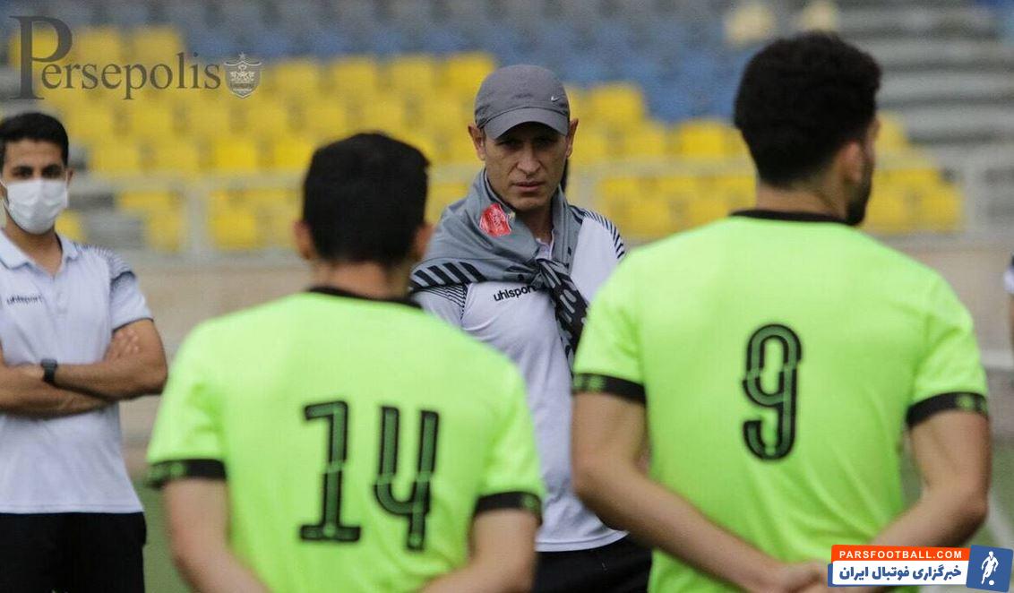 یحیی گل محمدی خطاب به بازیکنان پرسپولیس : محکم بازی کنید ؛ بازی با سپاهان هم دربی است !