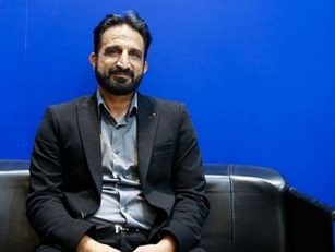 محمد نوری پیشکسوت آبی ها : استقلال از جدایی فراز کمالوند ضرر نمی کند