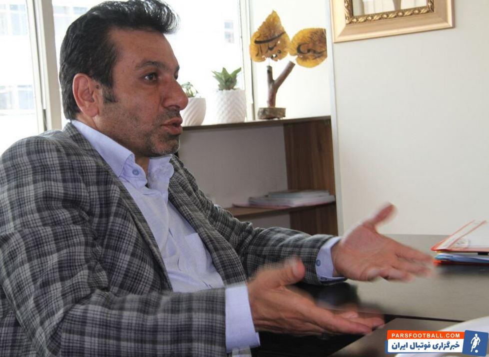 محمد مومنی پیشکسوت استقلال : با شکست پرسپولیس مدعی قهرمانی میشویم
