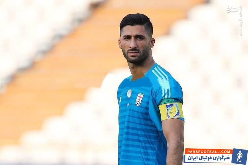 رشید مظاهری ، بازیکن تیم استقلال با انتشار یک استوری در اینستاگرام از بهزاد غلامپور ، مربی دروازه بان های استقلال حمایت کرد .