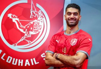 علی کریمی که چهار سال پیش در تیم دیناموزاگرب در فوتبال اروپا بازی کرد ، حالا دوباره از تیم های چرتغالی و بلژیکی پیشنهاد دارد و ممکن است که دوباره به اروپا برود.