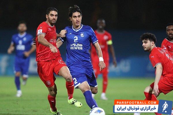 پیمان صاحب جمعی ، پیشکسوت باشگاه استقلال گفت : من به فرهاد مجیدی توصیه می کنم که پست محمد نادری را تغییر دعد و جلوتر از او استفاده کند.