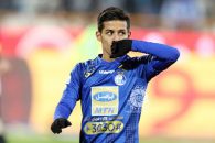 تیم السد قطر قصد دارد که اکرم عفیف را به الهلال واگذار کند و به جای این بازیکن مهدی قایدی ، ستاره جوان باشگاه استقلال را جذب کند . در صورت وقوع این اتفاق ، السد هم استقلال را تضعیف خواهد کرد و هم به تقویت الهلال کمک می کند.