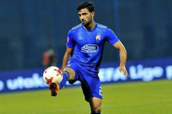 صادق محرمی ، ستاره تیم دیناموزاگرب کرواسی ، که مدت ها به علت مصدومیت از میادین دور بود ، در بازی دیشب تیمش مقابل شینیک ، به میادین بازگشت.