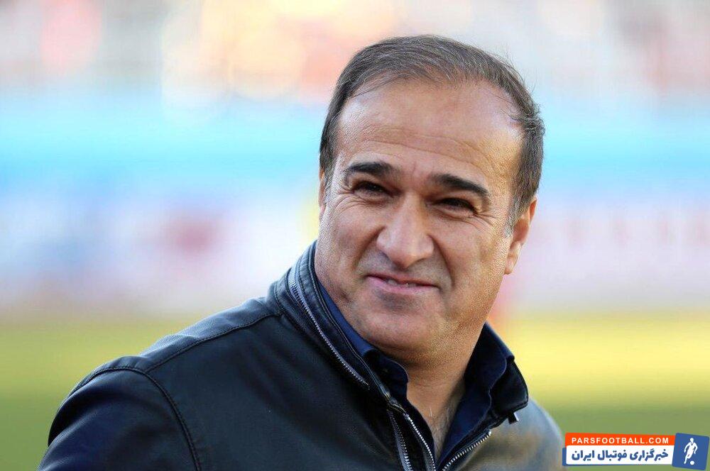 سیروس دین محمدی در گفتگویی گفت : کریم باقری تجربه بازی در منامه را دارد و می تواند به بازیکنان کمک کند تا به جام جهانی برویم.