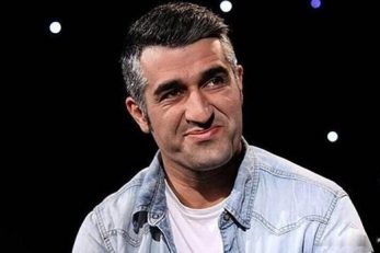 پژمان جمشیدی ، بازیکن پیشین پرسپولیس و ستاره فعلی سینمای ایران گفت : امیدوارم پرسپولیس در دربی پیروز شود و هواداران خوشحال شوند.