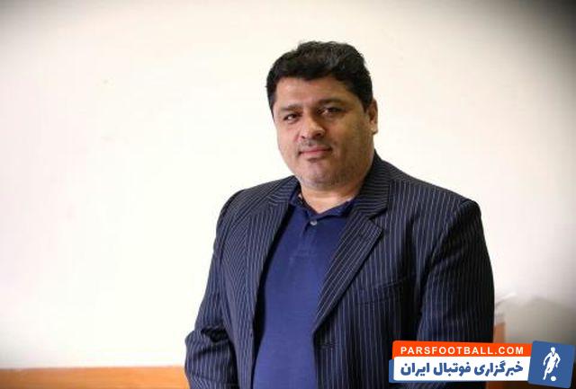 بهزاد داداش زاده ، پیشکسوت باشگاه پرسپولیس گفت : اگر نتایج بازی ها در زمین رقم بخورد ، جام قهرمانی را پرسپولیس خواهد گرفت.