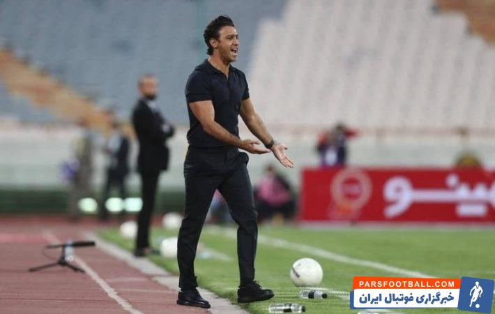 فرهاد مجیدی در دیدار با ذوب آهن هم به روند سه دفاعه بودن ادامه داده و به نظر می رسد فرهاد مجیدی به سیستم استراماچونی بازگشته است.