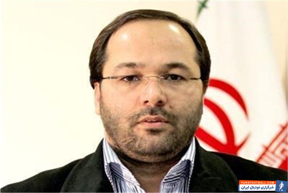 اصغر ملکیان ، عضو جدید هیات مدیره استقلال در گفتگو با سایت این باشگاه گفت : امیدوارم بازیکنان و کادر فنی را با روحیه و انگیزه بسیار بالا برای کسب ستاره سوم در شهریور راهی مسابقات لیگ قهرمانان آسیا نماییم.