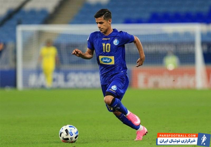 احمد مددی ، مدیرعامل استقلال در خصوص احتمال ترانسفر مهدی قایدی گفت : او با ما قرارداد دارد و صحبتی از ترانسفر وی نیست.