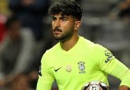 محمودرضا فاضلی ، مدیر برنامه ایرانی ، در گفتگو با رسانه های یونانی گفت : امیر عابدزاده از چند تیم مطرح خارجی و یک تیم یونانی پیشنهاد دارد.