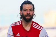 تیم تراکتور پیش از دیدار با پرسپولیس در سوپرجام امروز به مصاف پیکان رفت و با دبل محمد عباس زاده موفق شد این تیم را دو بر یک شکست دهد .