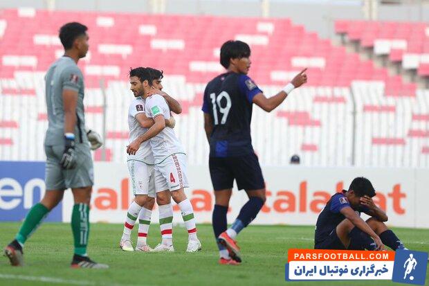 در ادامه مسابقات مقدماتی جام جهانی ، تیم عراق در برابر تیم هنگ کنگ به پیروزی یک بر صفر رسید تا تیم ملی ایران در بازی آخر فقط با برد صعود کند.