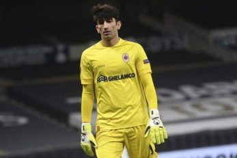 علیرضا بیرانوند ، در رابطه با شایعه استقلالی شدنش در فصل بعد گفت : این خبر به قدری فیک است که حتی ارزش تکذیب کردن هم ندارد .