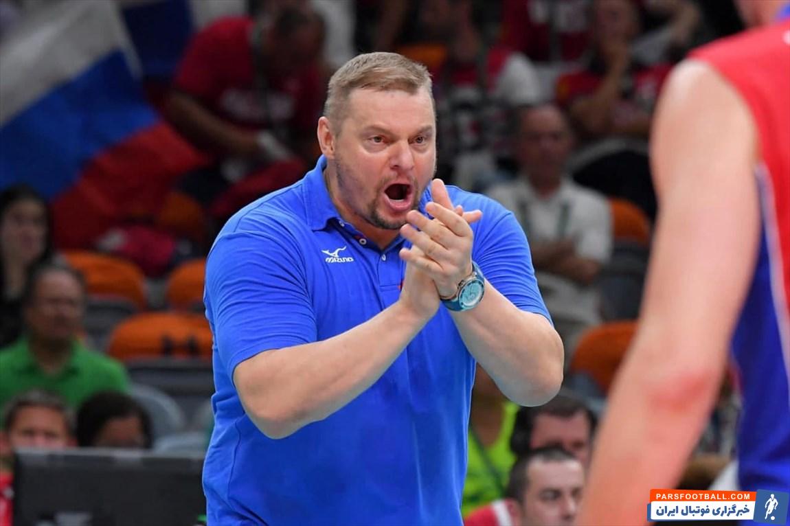 ولادیمیر آلکنو در مورد انتقادهای وارد شده به میلاد عبادیپور ، گفت : من به عبادیپور اعتقاد کامل دارم و او در حال نزدیک شدن به فرم ایدهآل خود است.