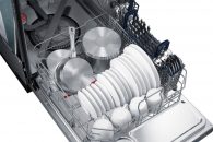 ماشین ظرفشویی و تعمیر ماشین ظرفشویی یکی از کارهایی است که هر انسانی می تواند با یادگیری آن خودش ماشین ظرفشویی خود را تعمیر کند و اشکالات کوچک و ریزی که می توان در منزل آن ها را رفع کرد حل کند، و هزینه های زیادی بابت تعمیر این وسایل متحمل نشود.