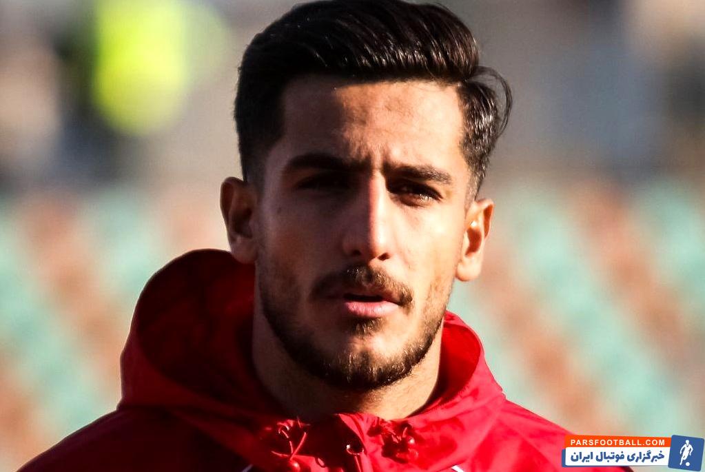 مهدی تیکدری ، از گزینه های اصلی یحیی گل محمدی برای تقویت دفاع راست پرسپولیس است و از گزینه های خرید پرسپولیس در تابستان خواهد بود.