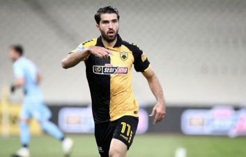 غیبت کریم انصاری فرد در اردوی آاک