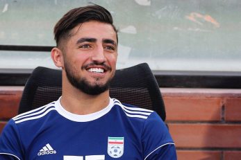 رسانه های اوکراینی خبر دادند که اللهیار صیادمنش از باشگاه کلاب بروژ بلژیک پیشنهاد دارد و این باشگاه درحال مذاکره با فنرباغچه ترکیه است.