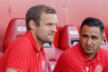 خوش‌و بش یورگن کلوپ با بابک کیهان فر مربی ایرانی ماینتس