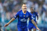 سباستین جووینکو ، مهاجم ایتالیایی تیم الهلال عربستان در برنامه های ژاردیم جایی ندارد و از این تیم جدا خواهد شد . این بازیکن از سری آ پیشنهاد دارد.