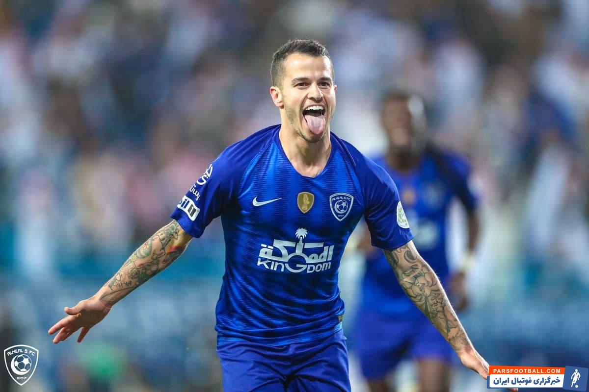 سباستین جووینکو ، مهاجم ایتالیایی تیم الهلال عربستان در برنامه های ژاردیم جایی ندارد و از این تیم جدا خواهد شد . این بازیکن از سری آ پیشنهاد دارد.