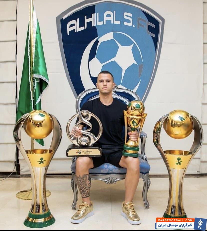 جانلوکا دی مارتزیو خبرنگار مشهور ایتالیایی و وب سایت اسکای اسپورت از بازگشت احتمالی جووینکو به فوتبال ایتالیا خبر دادند.