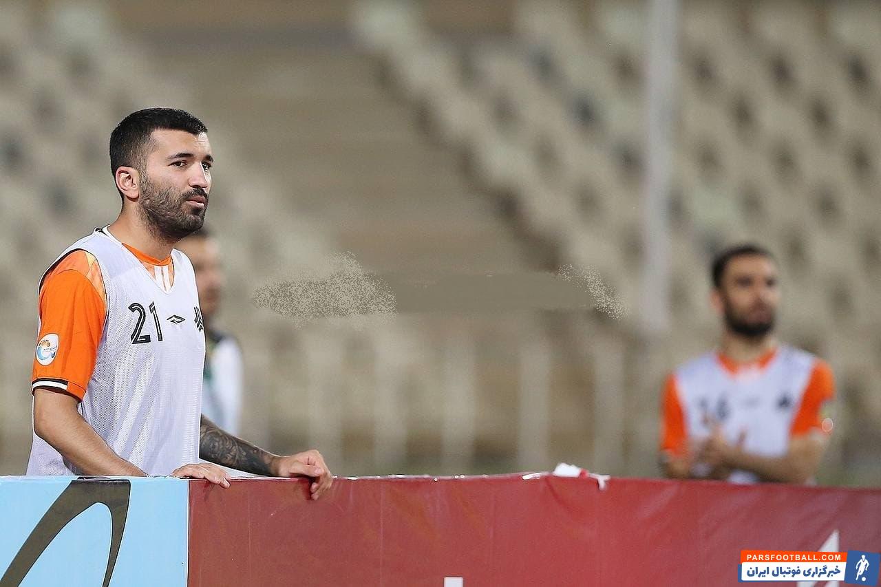 در این بین اما کنار گذاشته شدن محسن مسلمان که پس از جدایی از پرسپولیس سعی کرده دور از حواشی باشد، از نکات جالب توجه به شمار می رود.