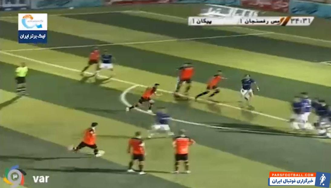 عقیل کعبی درمورد دیدار با نفت گفت : بازی در گرمای آبادان بسیار سخت است گرچه من کمی عادت دارم اما بچه های دیگر کمی سختشان است.