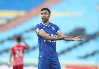 ارسلان مطهری : قراردادم رو به اتمام است اما با مددی در استقلال سر یک میز نمی‌ نشینم