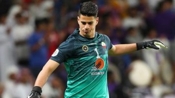 با اعلام رسمی باشگاه پورتیموننزه پرتغال ، پیام نیازمند ، دروازبان ملی پوش سپاهان ، با قراردادی سه ساله و با بند فسخ ده میلیون یورویی به این تیم پیوست .