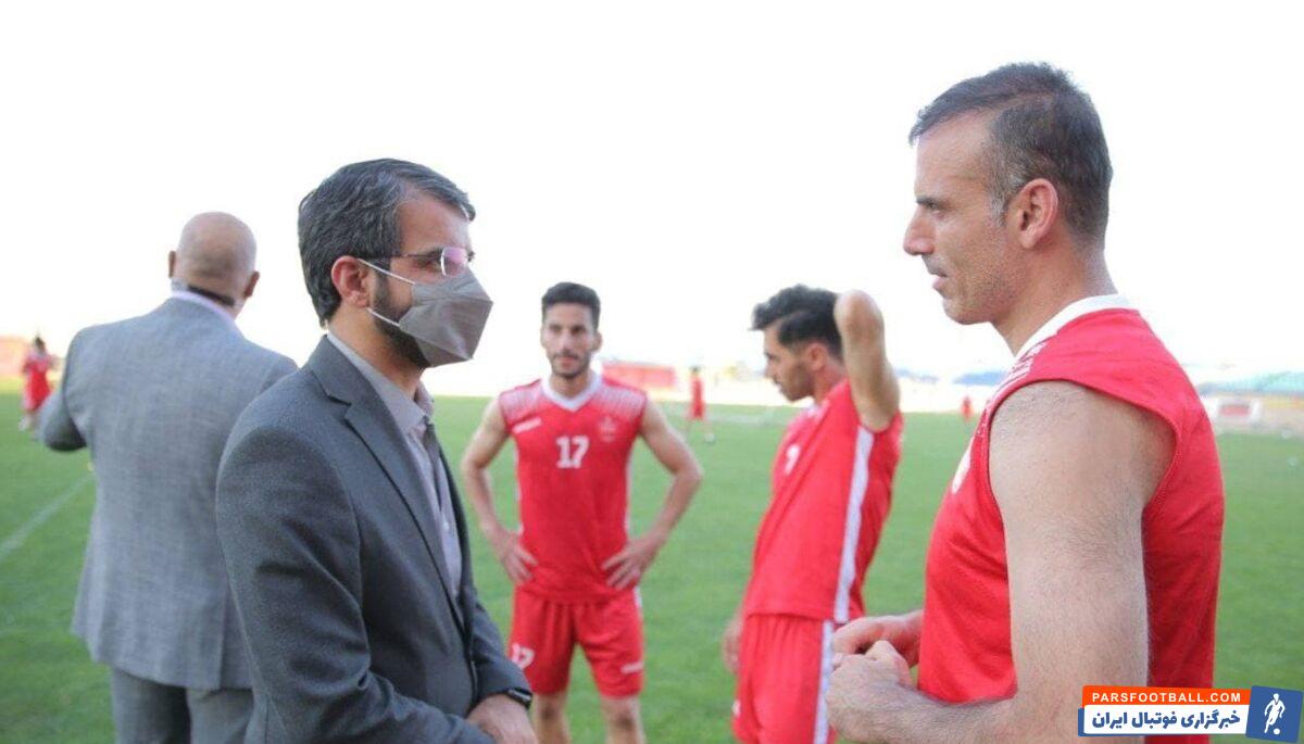 پس از حضور جعفر سمیعی مدیرعامل پرسپولیس در تمرین این تیم یحیی گل محمدی در حضور او از بازیکنان تیمش و سیدجلال حسینی تعریف و تمجید کرد.