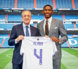 داوید آلابا که با قراردادی پنج ساله و ۱۲ میلیون یورو دستمزد به رئال مادرید پیوسته است، خیلی زود به شماره ۴ این تیم رسید.