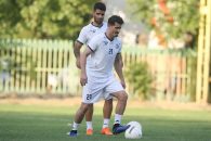 وریا غفوری ، بازیکن تیم استقلال که در دیدار با پدیده مصدوم شد ، از امروز در تمرینات استقلال پا به پای دیگر بازیکنان شرکت کرد.