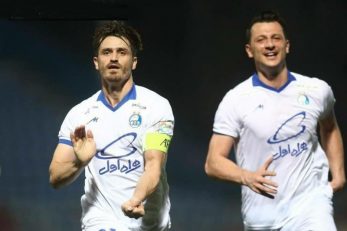 وریا غفوری پنجمين فصل حضورش در استقلال را در حال به پايان رساندن است. پنج فصلى كه هميشه پايان آن با قهرمانى رقيب همراه بوده است.