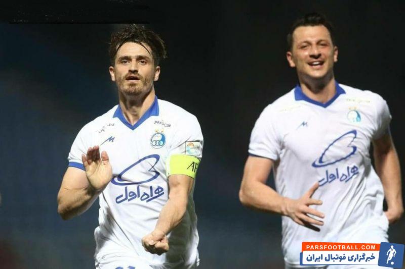 وریا غفوری پنجمين فصل حضورش در استقلال را در حال به پايان رساندن است. پنج فصلى كه هميشه پايان آن با قهرمانى رقيب همراه بوده است.