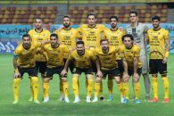 تیم فولاد خوزستان در ضربات پنالتی سپاهان را شکست داد تا این تیم هم مثل پرسپولیس تمام تمرکز خود را برای ادامه دیدار های لیگ برتر بگذارد.