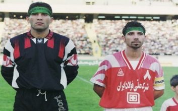 عواقب دربی معروف 1369 برای احمدرضا عابدزاده ؛ درخواست هواداران پرسپولیس برای پرداخت جایزه فرشاد پیوس