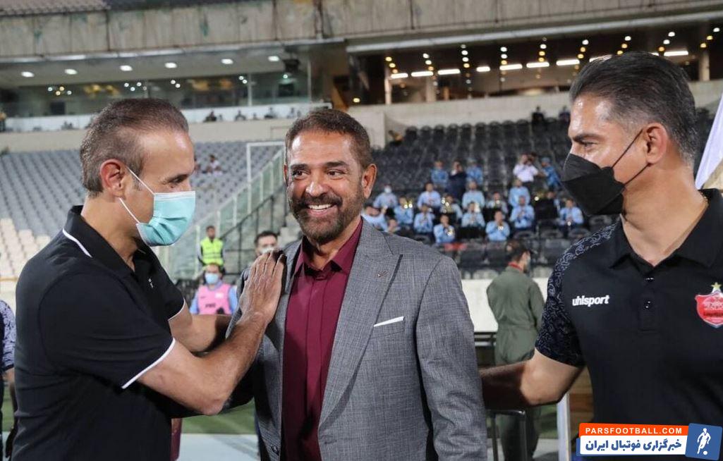 درگیری کمک داور با فیروز کریمی در حاشیه بازی پرسپولیس و تراکتور
