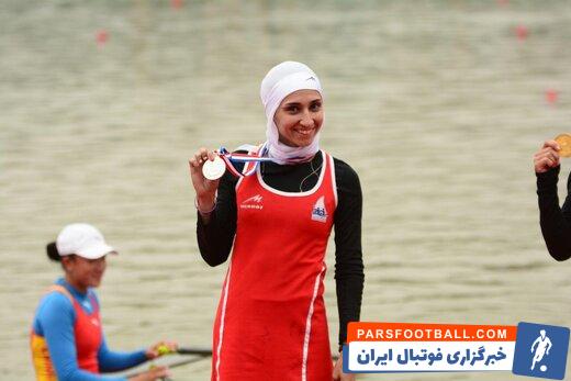 نازنین ملایی ، قایقران ایرانی در مرحله یک چهارم نهایی المپیک در رده سوم قرار گرفت و به مرحله نیمه نهایی این رقابت ها راه یافت .