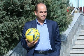 حیدر سلیمانی ، کارشناس داوری کشور گفت : در بازی پرسپولیس و استقلال ، فغانی عملکرد خوبی داشت اما ارسلان مطهری را اخراج نکرد.