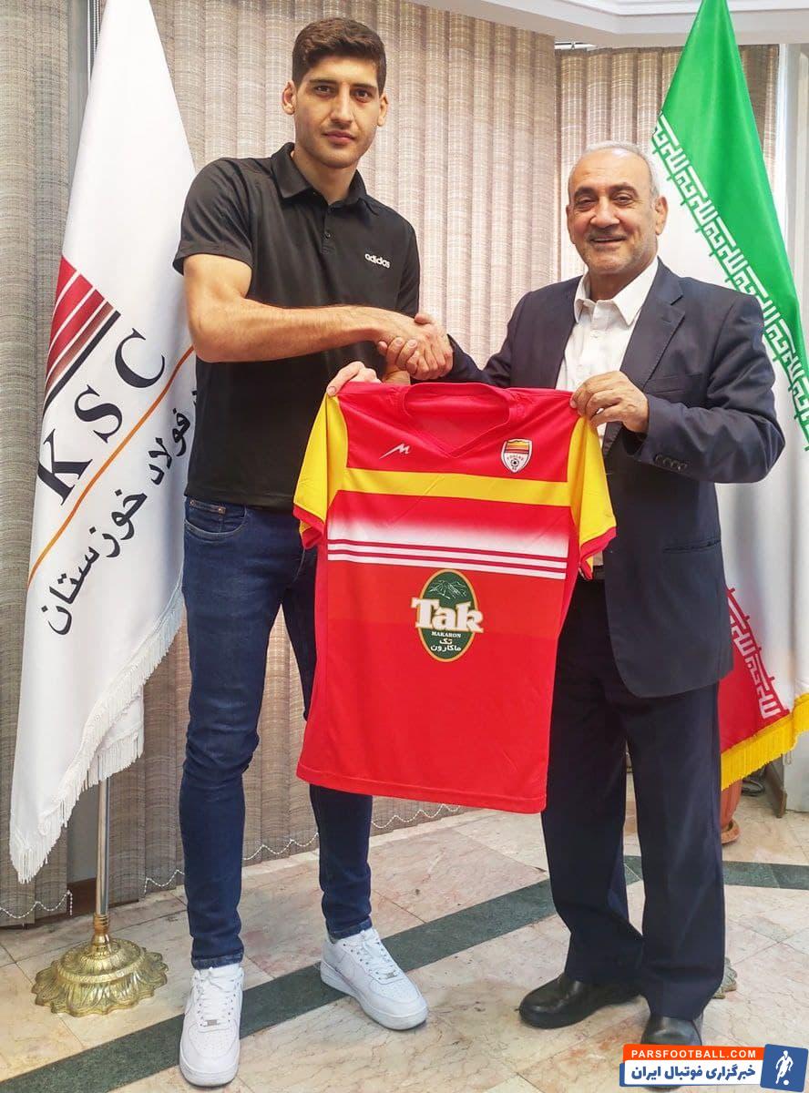 احسان مرادیان از بازیکنان اصلی فولاد در لیگ بیستم بود که تاثیر زیادی در موفقیت فولاد در لیگ برتر و جام حذفی داشت.