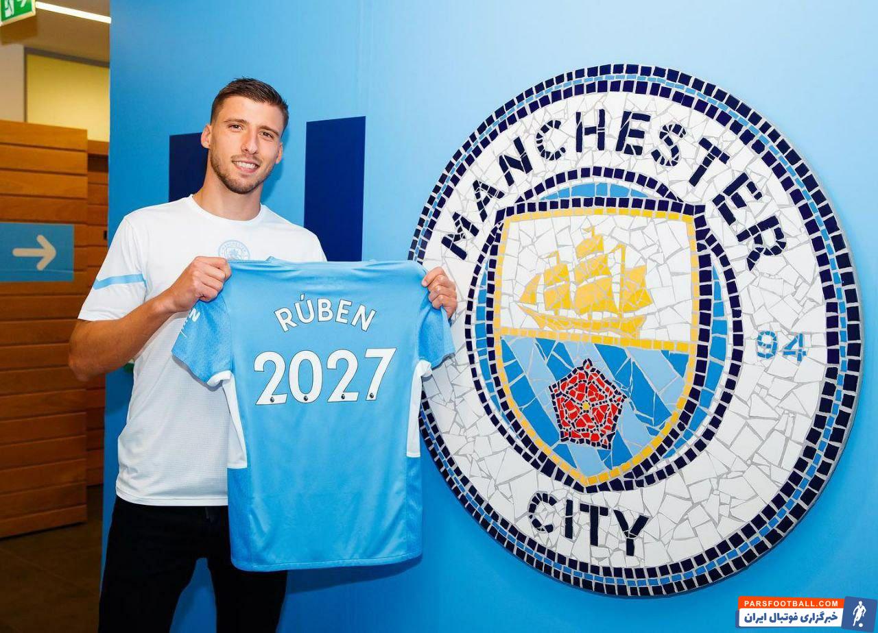 روبن دیاز از سوی اتحادیه نویسندگان ورزشی انگلیس به عنوان بهترین بازیکن فصل و از سوی یوفا به عنوان بهترین مدافع فصل چمپیونزلیگ انتخاب شد.