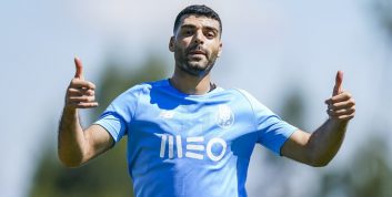 مهدی طارمی مهاجم تیم فوتبال پورتو به رکورد 50 بازی با پیراهن این تیم رسید