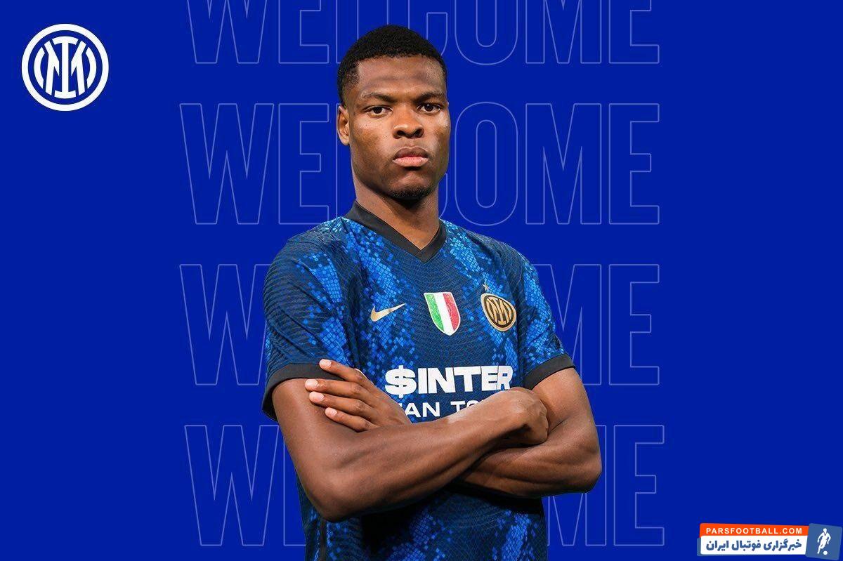 دنزل دومفریس با قراردادی ۴ ساله از آیندهوون به اینتر پیوست. این مدافع ۲۵ ساله که از پیاسوی آیندهوون به فوتبال ایتالیا میآید.