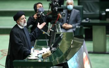 سید ابراهیم رئیسی از سجادی وزیر پیشنهادی ورزش و جوانان دفاع کرد