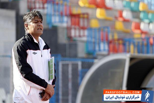 علی حاج اکبری : استقلال نیازی به بازیکنان درجه چندم ندارد ؛ با چند بازیکن جوان نتیجه نمیگیریم