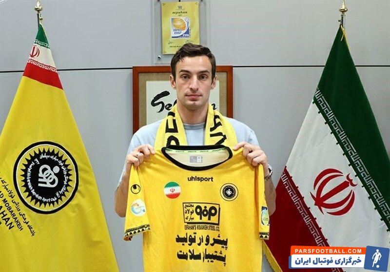 ولسیانی که دوران حرفهای خود را در دینامو تفلیس آغاز کرد، تاکنون در ایران با پیراهن ذوبآهن ، نساجی مازندران و سپاهان به میدان رفته است.