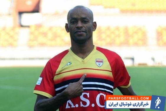 باشگاه استقلال با لوسیانو پریرا و جعفر سلمانی به توافق نهایی رسیده است